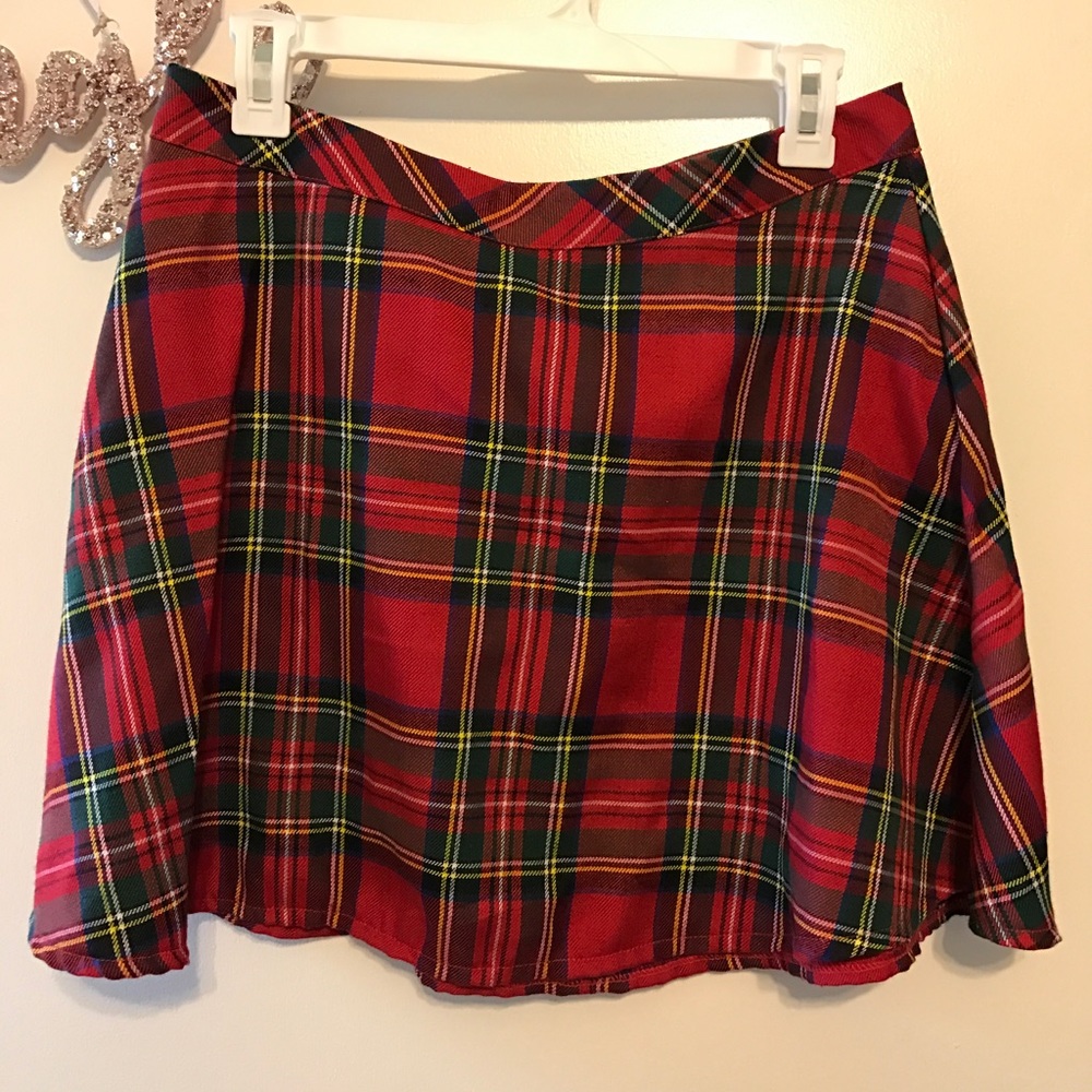 NWOT Red plaid mini skirt